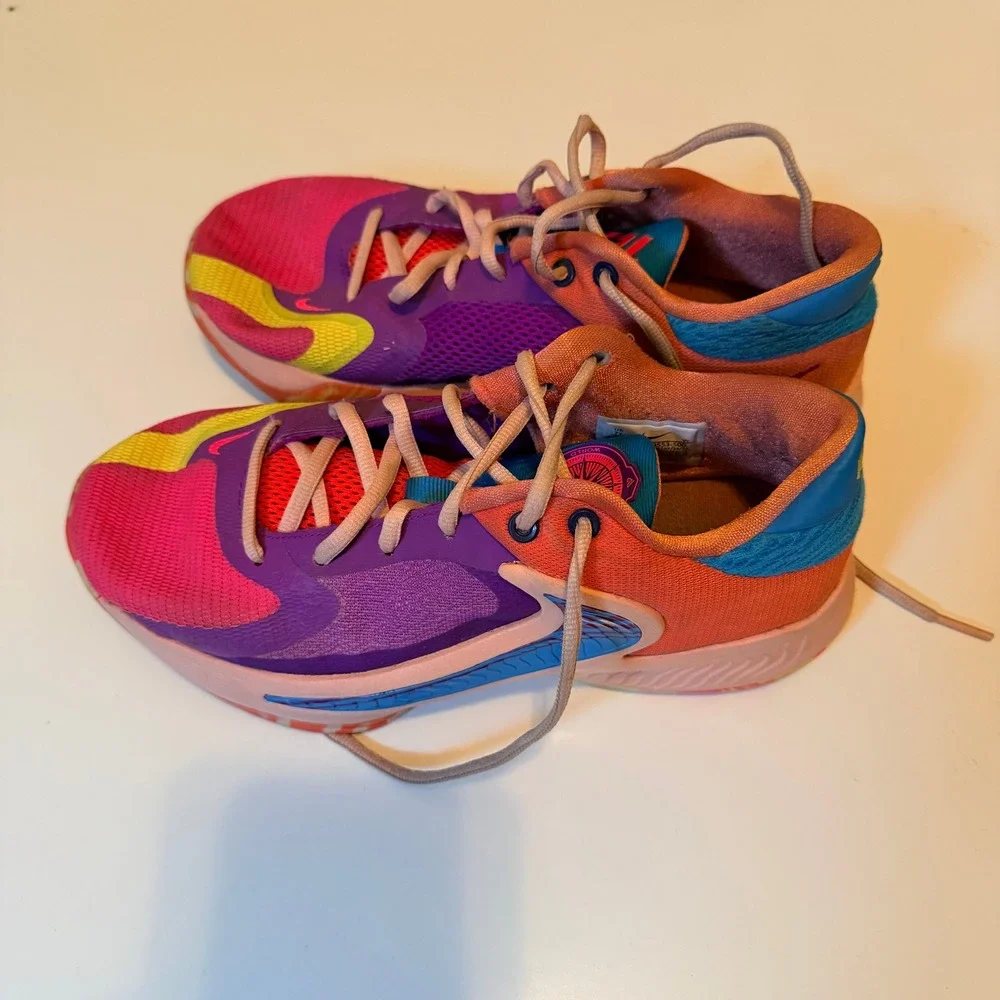 Nike zoom freak